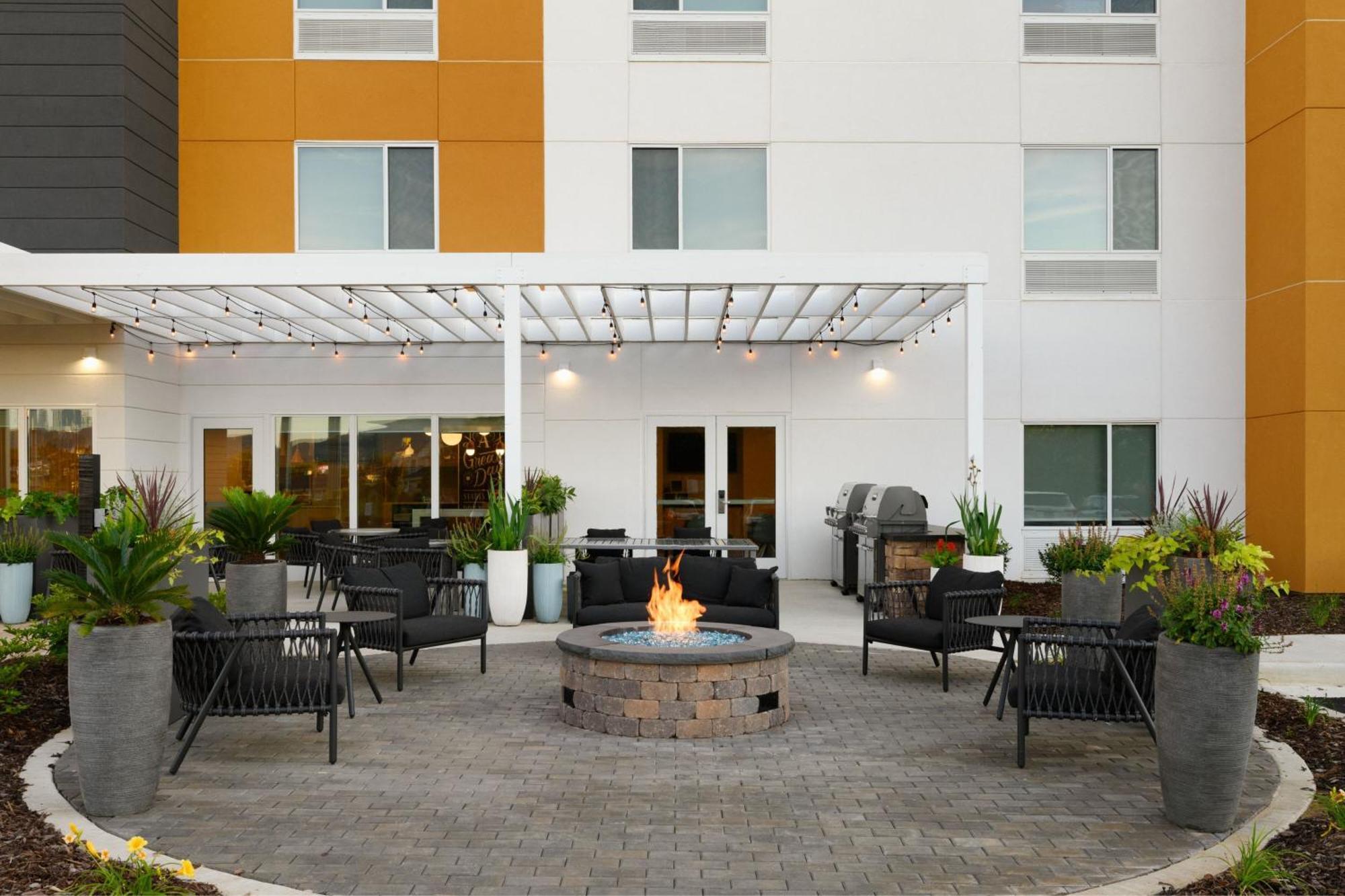 Towneplace Suites By Marriott Oxford Al Dış mekan fotoğraf